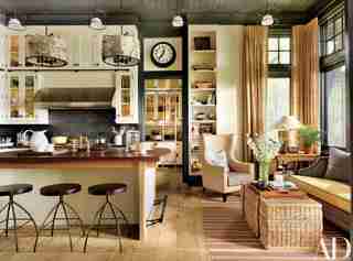 16 Farmhouse Kitchens with Undeniable Charm